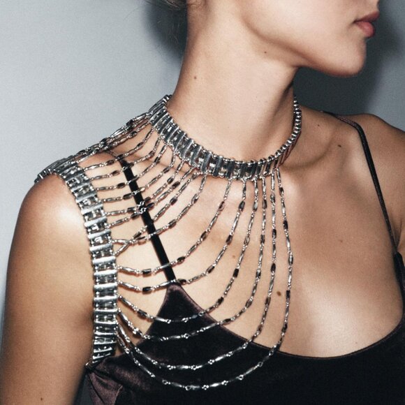 ZARA BEADED SHOULDER NECKLACE - Picture 1 of 7